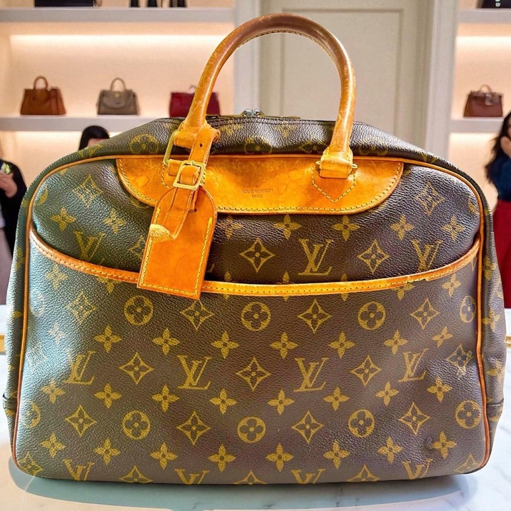 Louis Vuitton
LV Monogram Top Handle Bag Vintage Authentic
